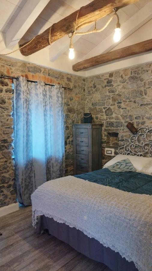 La Pietra Di Sersa Quaratica Εξωτερικό φωτογραφία