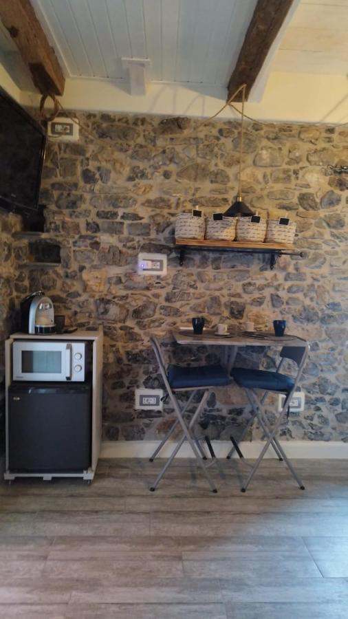 La Pietra Di Sersa Quaratica Εξωτερικό φωτογραφία